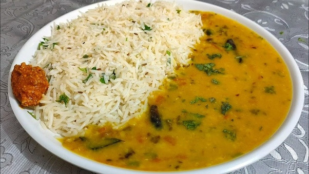 Thali (Dal, Rice & Salad)