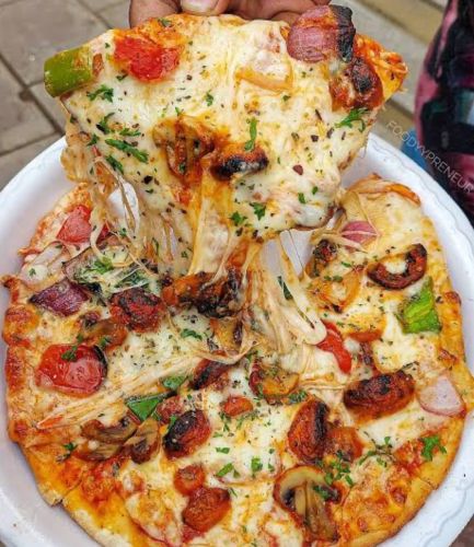 Maggi  pizza overloaded cheese