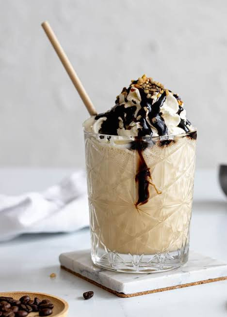 Cold coffee with icecream 