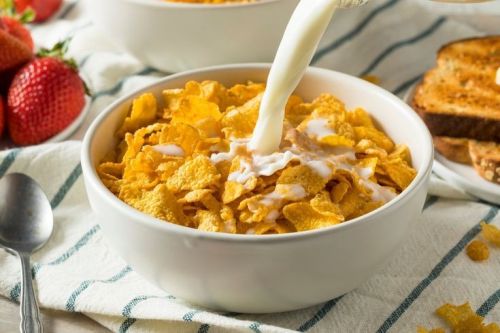 Cornflakes With Milk/Curd