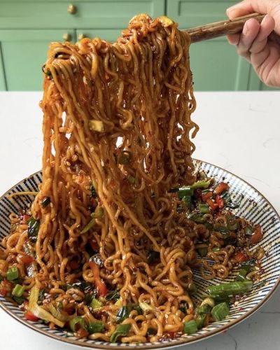 Chilli Garlic Noodles