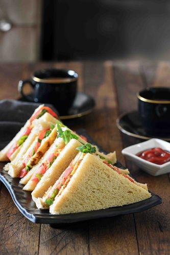 Veg Sandwich ( cold)