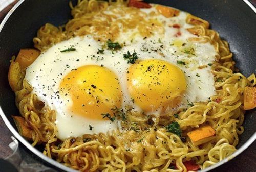 Egg Maggie 