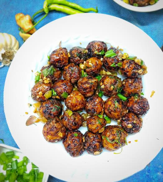 MANCHURIAN DRY PANEER CHILLY DRY