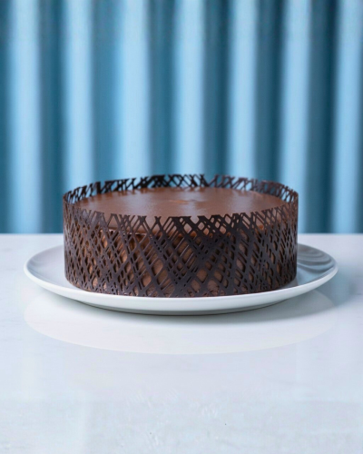 Rich Chocolate Truffle Cake