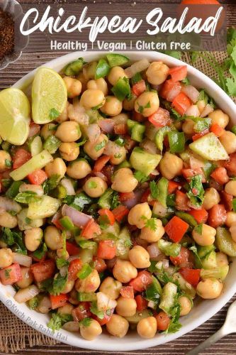 Healthy chickpea salad 