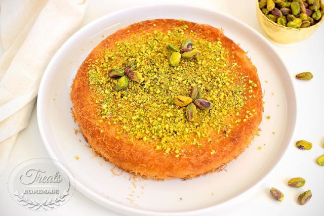 Kunafa Double Cream with Peanut Butter toppings